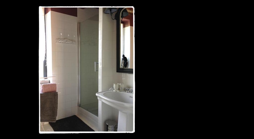 Manoir De Livet Bed and Breakfast Saint-Germain-de-Livet Δωμάτιο φωτογραφία